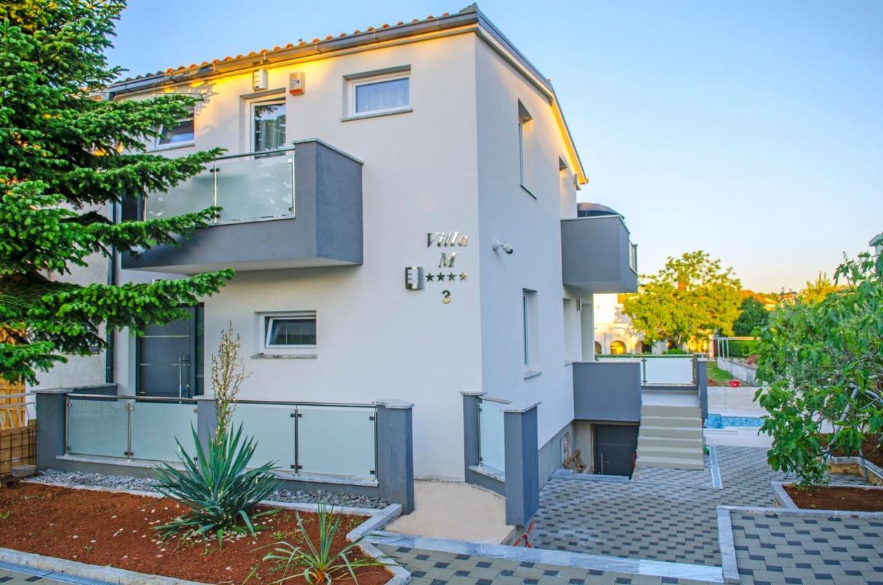 Villa Mmm Vantacici Exterior photo